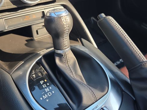 Used 2023 MAZDA MX-5 Miata Grand Touring RWD image 21