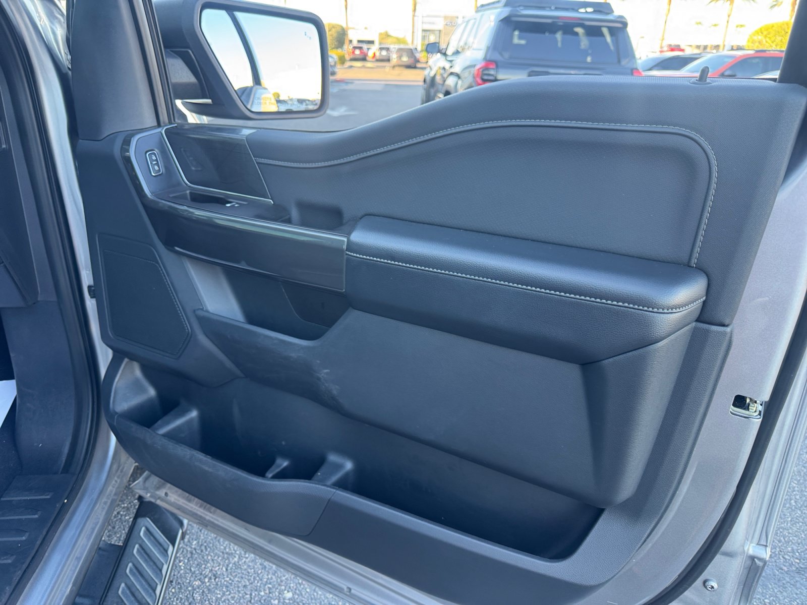 Used 2022 Ford F150 XLT w/ Equipment Group 302A High AWD/4WD image 16