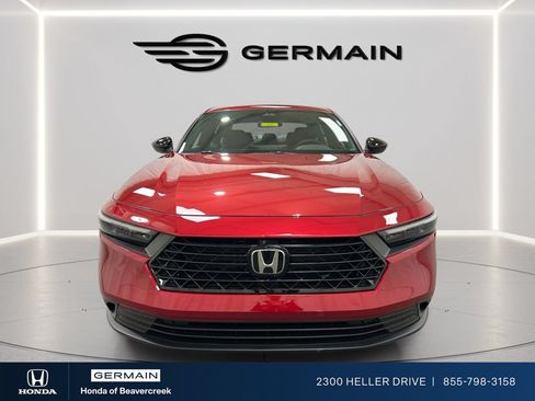 Used 2025 Honda Accord Sport image 2