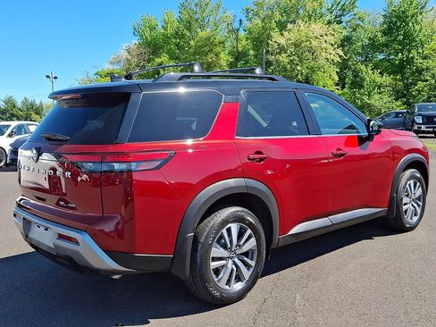 Certified 2023 Nissan Pathfinder SL AWD/4WD image 6