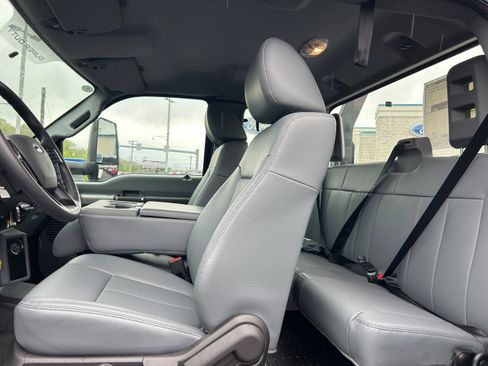 New 2025 Ford F650 2WD SuperCab Super Duty image 34
