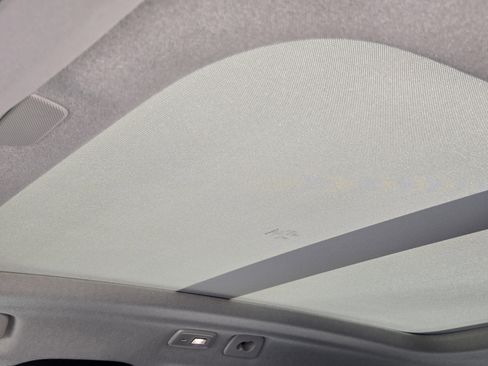 New 2026 Volvo XC40 B5 Plus w/ Protection Package Premier image 27