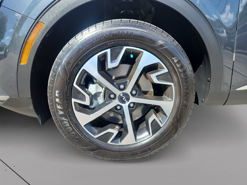 Certified 2023 Kia Sportage EX AWD/4WD image 9