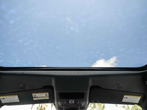 Used 2023 Land Rover Discovery Sport S R-Dynamic AWD/4WD image 16
