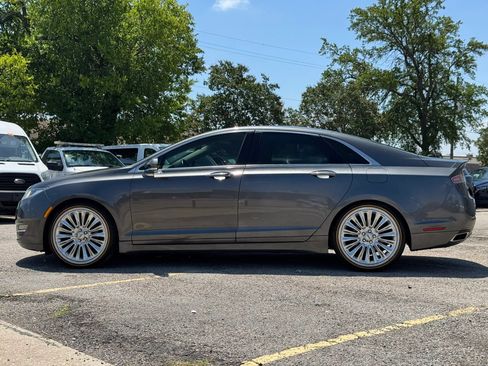 Used 2016 Lincoln MKZ w/ Equipment Group 200A Select FWD image 3