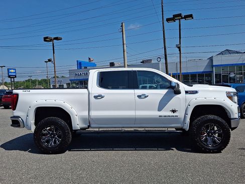 Used 2021 GMC Sierra 1500 SLT w/ SLT Premium Plus Package AWD/4WD image 7
