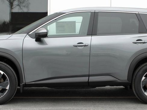 New 2026 Nissan Rogue SV w/ SV Premium Package image 2