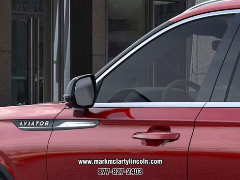 New 2026 Lincoln Aviator AWD image 20