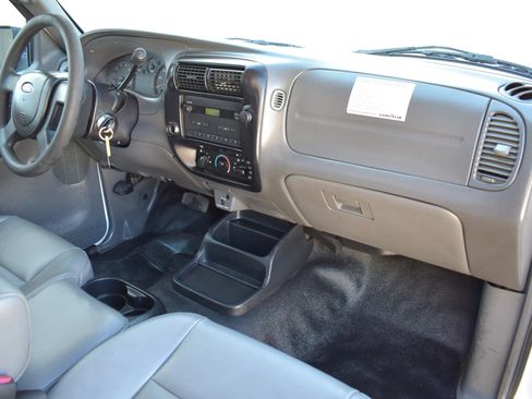 Used 2006 Ford Ranger XL RWD image 12