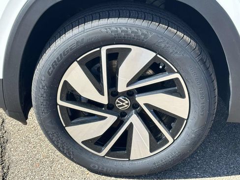 New 2026 Volkswagen Atlas SEL AWD/4WD image 8