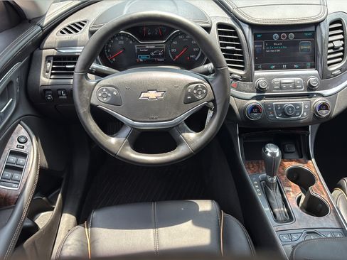 Used 2014 Chevrolet Impala LT w/ Premium Seating Package FWD image 12