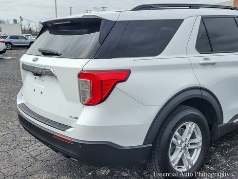 Used 2020 Ford Explorer XLT AWD/4WD image 9