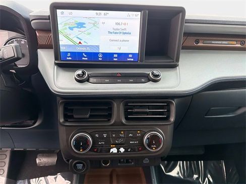 Used 2023 Ford Maverick Lariat w/ Lariat Luxury Package image 21