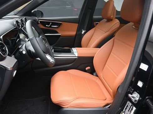 New 2026 Mercedes-Benz GLC 300 image 17