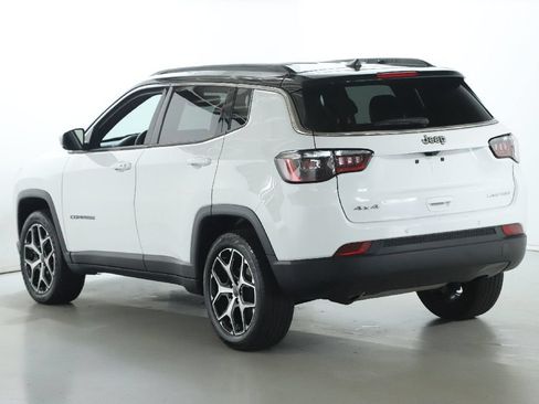 Used 2025 Jeep Compass Limited AWD/4WD image 40