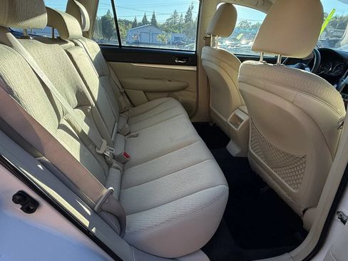 Used 2011 Subaru Outback 2.5i AWD/4WD image 19