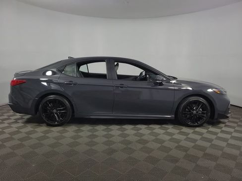Used 2026 Toyota Camry SE FWD image 10