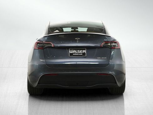 Used 2022 Tesla Model Y Performance image 4