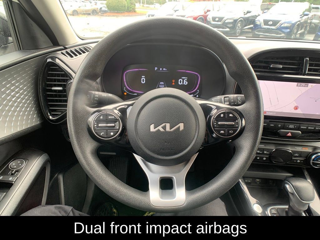 Used 2023 Kia Soul S FWD image 17