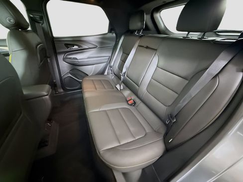 Used 2025 Chevrolet TrailBlazer ACTIV w/ Convenience Package FWD image 24