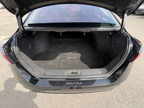 Used 2022 Nissan Sentra SR w/ Midnight Edition FWD image 27
