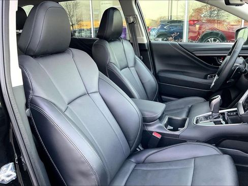 Certified 2025 Subaru Outback Limited image 7