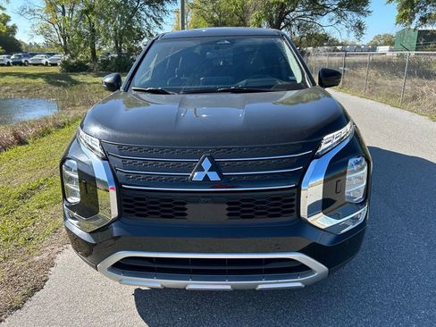 Used 2024 Mitsubishi Outlander SE image 8
