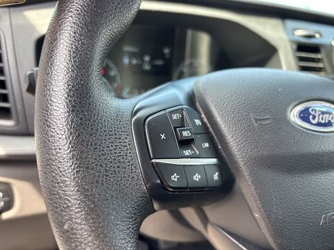 Used 2023 Ford Transit 350 XLT RWD image 11