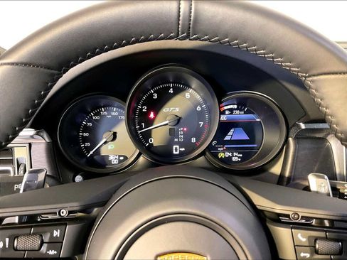 Certified 2026 Porsche Macan GTS AWD/4WD image 29