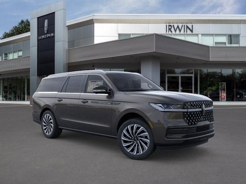 New 2026 Lincoln Navigator L Black Label AWD/4WD image 7