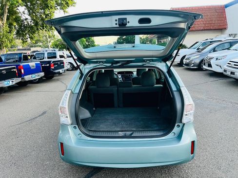 Used 2013 Toyota Prius V Three FWD image 9