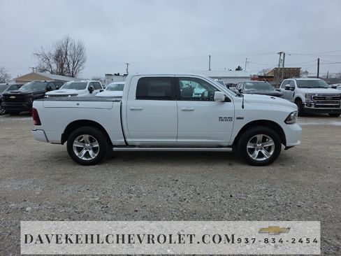 Used 2017 RAM 1500 Sport image 6