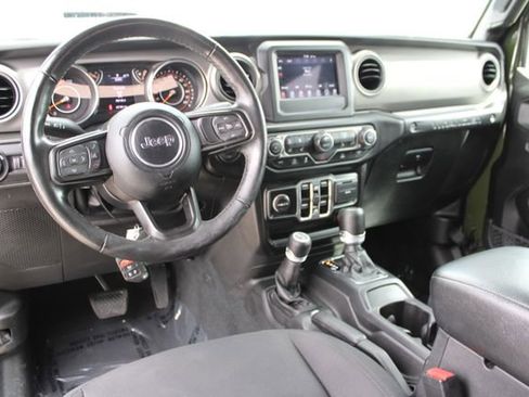 Used 2022 Jeep Wrangler Unlimited Sport AWD/4WD image 13