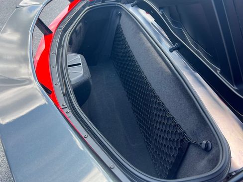 Used 2022 Chevrolet Corvette Stingray Premium Conv w/ Z51 Performance Package RWD image 16
