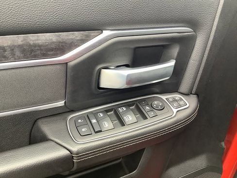 Used 2024 RAM 2500 Big Horn w/ Bed Utility Group image 10