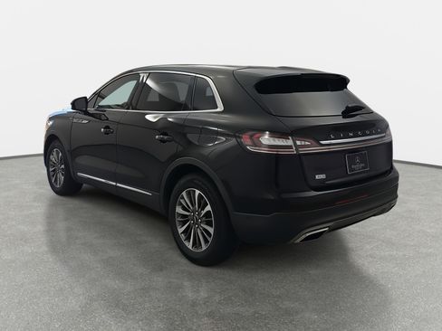 Used 2023 Lincoln Nautilus Reserve image 7