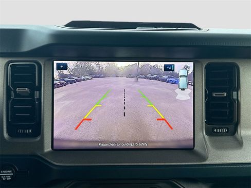 Used 2024 Ford Bronco Outer Banks image 14
