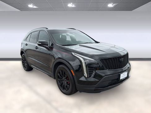 Used 2023 Cadillac XT4 Sport w/ Cold Weather Package FWD image 6