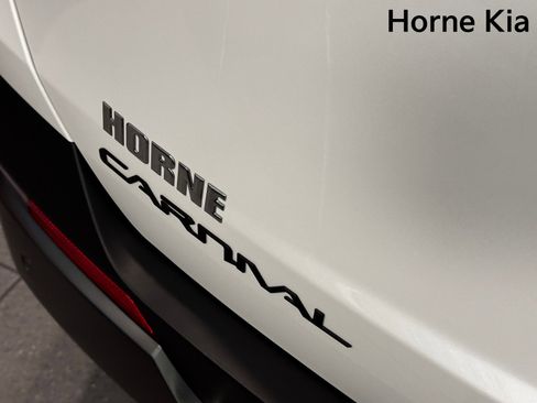 New 2026 Kia Carnival SX Prestige image 21