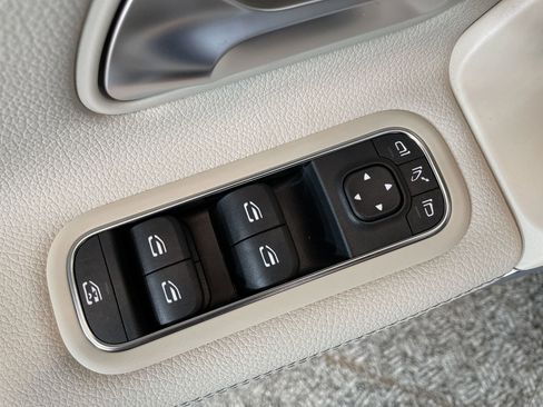 Certified 2025 Mercedes-Benz CLA 250 image 22