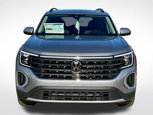 New 2026 Volkswagen Atlas SE image 8