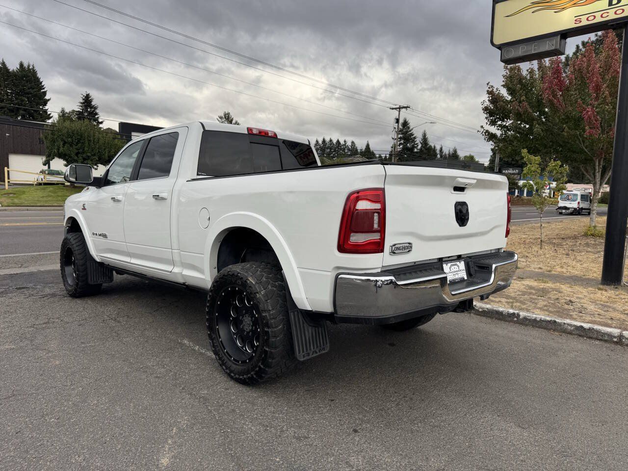 Used 2019 RAM 2500 Limited AWD/4WD image 3