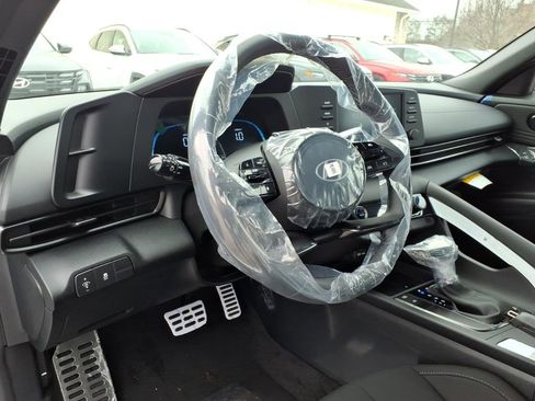 New 2026 Hyundai Elantra Sport image 13