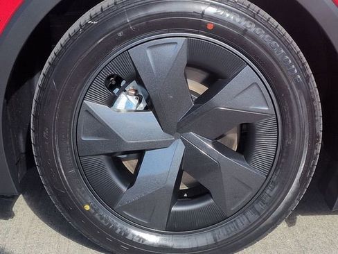 New 2026 Toyota Prius Plug-In Hybrid image 10