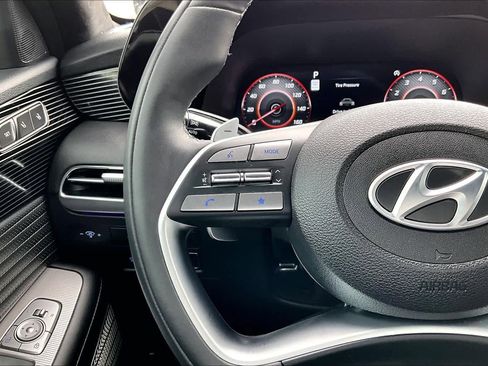 Used 2024 Hyundai Palisade Calligraphy image 23
