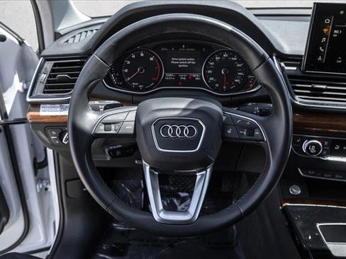 Used 2023 Audi Q5 2.0T Premium w/ Convenience Package AWD/4WD image 13