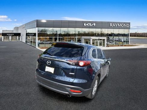 Used 2018 MAZDA CX-9 Touring w/ Touring Premium Package FWD image 3