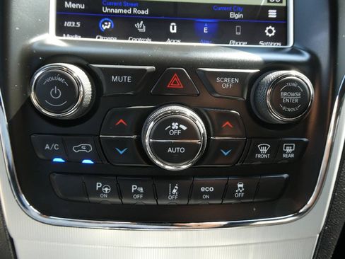 Used 2018 Jeep Grand Cherokee SRT w/ Trailer Tow Group IV AWD/4WD image 21