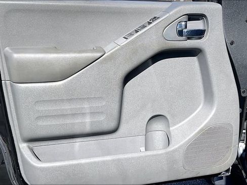 Used 2019 Nissan Frontier SV w/ Value Truck Package image 17