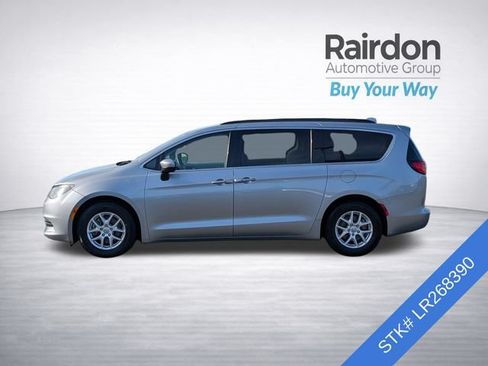 Used 2020 Chrysler Voyager Lxi FWD image 4